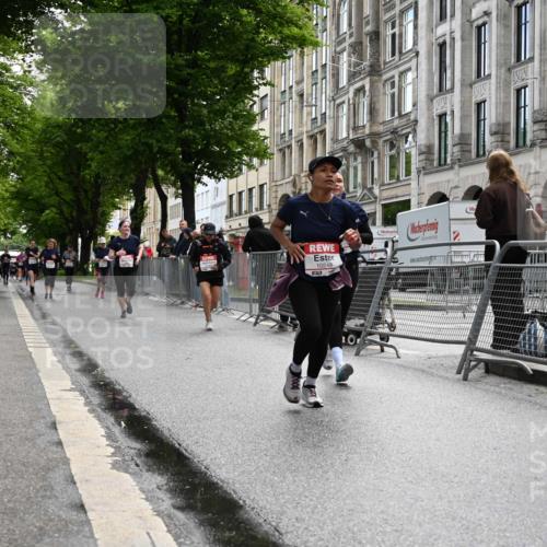 14.06.2026 - REWE Women's Run J. Mangold http://msf.ph/oto/9752764 14.06.2026 10:08:40 Ziel 10248, 10259, 10376, 10793, 10884, 11153, 11159, 11197, 11219 meine-sportfotos.de