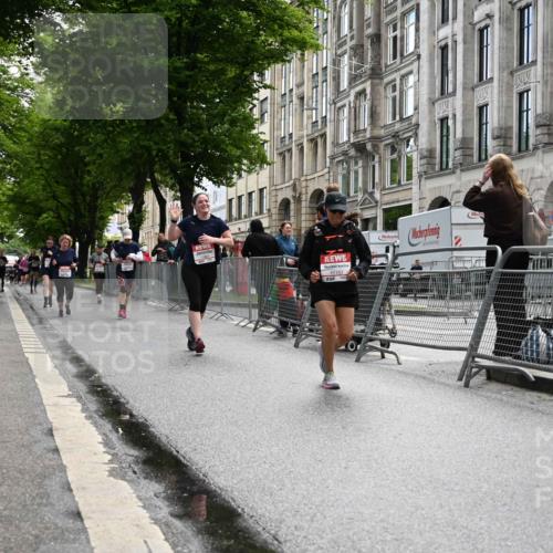 14.06.2026 - REWE Women's Run J. Mangold http://msf.ph/oto/9752768 14.06.2026 10:08:43 Ziel 10248, 10884, 11153, 11159, 11197, 11219, 11455, 11489 meine-sportfotos.de