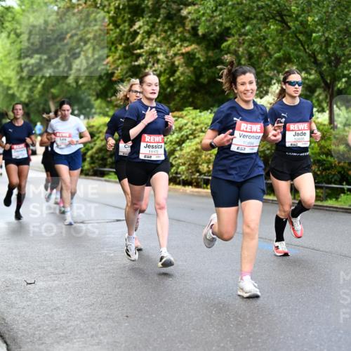 14.06.2026 - REWE Women's Run Dr. Thomas Lammeyer http://msf.ph/oto/9752779 14.06.2026 09:15:44 Laufen 11173, 10894, 10935 meine-sportfotos.de