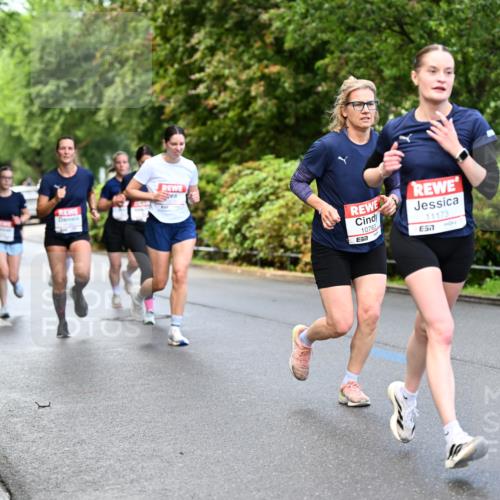 14.06.2026 - REWE Women's Run Dr. Thomas Lammeyer http://msf.ph/oto/9752795 14.06.2026 09:15:45 Laufen 11173, 10763, 7, 57 meine-sportfotos.de