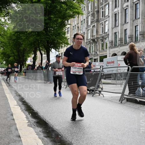 14.06.2026 - REWE Women's Run J. Mangold http://msf.ph/oto/9752806 14.06.2026 10:08:50 Ziel 10712, 10751, 10884, 11455, 11489 meine-sportfotos.de