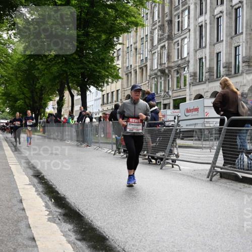 14.06.2026 - REWE Women's Run J. Mangold http://msf.ph/oto/9752811 14.06.2026 10:08:51 Ziel 10712, 10751, 11455, 11489 meine-sportfotos.de