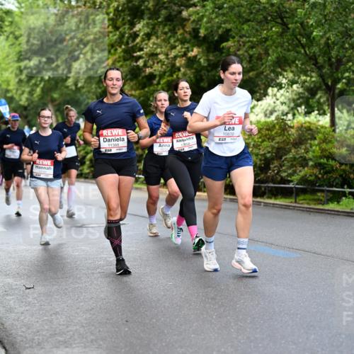14.06.2026 - REWE Women's Run Dr. Thomas Lammeyer http://msf.ph/oto/9752817 14.06.2026 09:15:46 Laufen 11388, 7, 10958, 10870, 57 meine-sportfotos.de