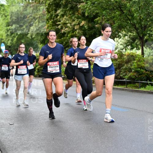 14.06.2026 - REWE Women's Run Dr. Thomas Lammeyer http://msf.ph/oto/9752820 14.06.2026 09:15:46 Laufen 11388, 10958, 10870, 57 meine-sportfotos.de