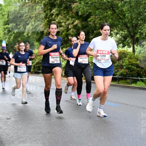 14.06.2026 - REWE Women's Run Dr. Thomas Lammeyer http://msf.ph/oto/9752822 14.06.2026 09:15:46 Laufen 11388, 7, 10958, 10870 meine-sportfotos.de