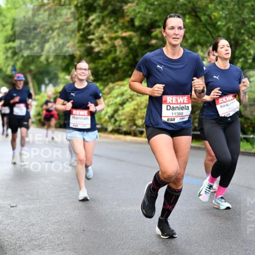 14.06.2026 - REWE Women's Run Dr. Thomas Lammeyer http://msf.ph/oto/9752839 14.06.2026 09:15:47 Laufen 90, 11388, 0958, 57, 10870, 7 meine-sportfotos.de