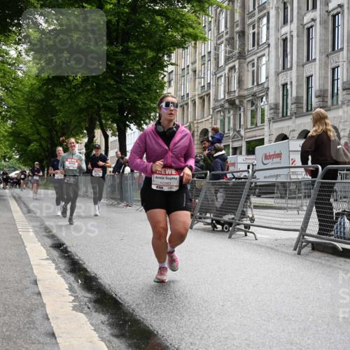 14.06.2026 - REWE Women's Run J. Mangold http://msf.ph/oto/9752840 14.06.2026 10:09:01 Ziel 10288, 10382, 10383, 10800, 11057, 11284 meine-sportfotos.de