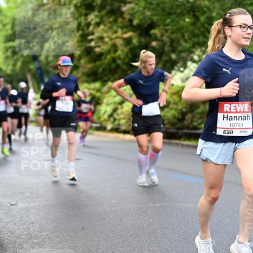 14.06.2026 - REWE Women's Run Dr. Thomas Lammeyer http://msf.ph/oto/9752859 14.06.2026 09:15:49 Laufen 10741, 7 meine-sportfotos.de