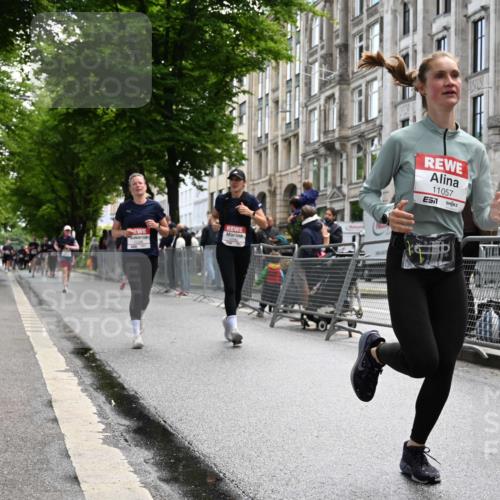 14.06.2026 - REWE Women's Run J. Mangold http://msf.ph/oto/9752860 14.06.2026 10:09:04 Ziel 10288, 10382, 10383, 11057 meine-sportfotos.de