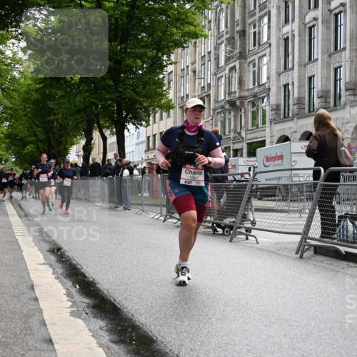 14.06.2026 - REWE Women's Run J. Mangold http://msf.ph/oto/9752911 14.06.2026 10:09:11 Ziel 10047, 10360, 10382, 10977, 11431 meine-sportfotos.de