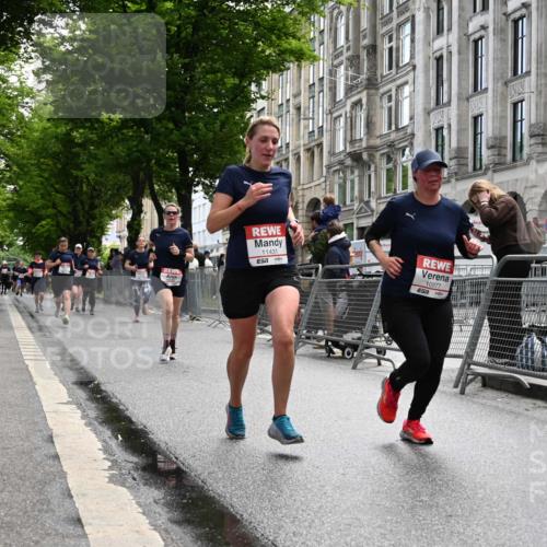 14.06.2026 - REWE Women's Run J. Mangold http://msf.ph/oto/9752932 14.06.2026 10:09:16 Ziel 10047, 10139, 10928, 10977, 11169, 11431 meine-sportfotos.de