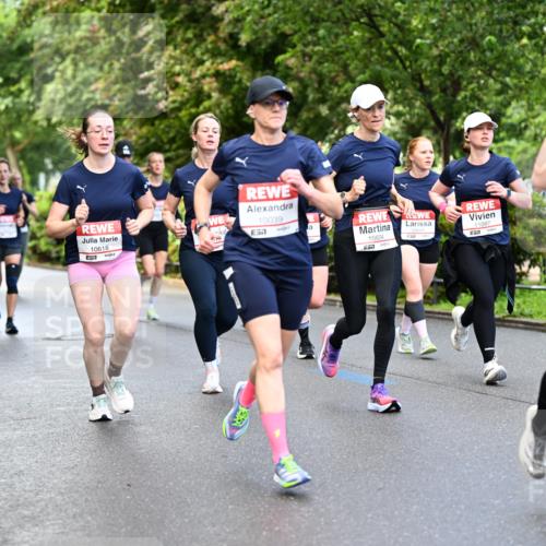 14.06.2026 - REWE Women's Run Dr. Thomas Lammeyer http://msf.ph/oto/9752937 14.06.2026 09:15:54 Laufen 10618, 7, 57, 11097, 1087, 10039, 57, 10604 meine-sportfotos.de