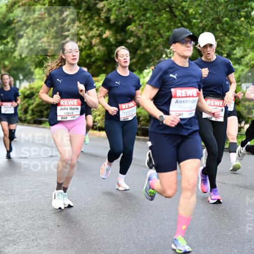 14.06.2026 - REWE Women's Run Dr. Thomas Lammeyer http://msf.ph/oto/9752944 14.06.2026 09:15:54 Laufen 10618, 7, 11519, 51, 10039, 11097, 57 meine-sportfotos.de