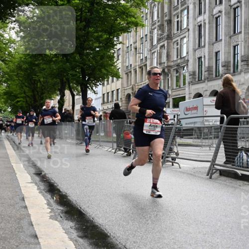 14.06.2026 - REWE Women's Run J. Mangold http://msf.ph/oto/9752947 14.06.2026 10:09:18 Ziel 10139, 10208, 10417, 10928, 10977, 11083, 11169, 11431 meine-sportfotos.de
