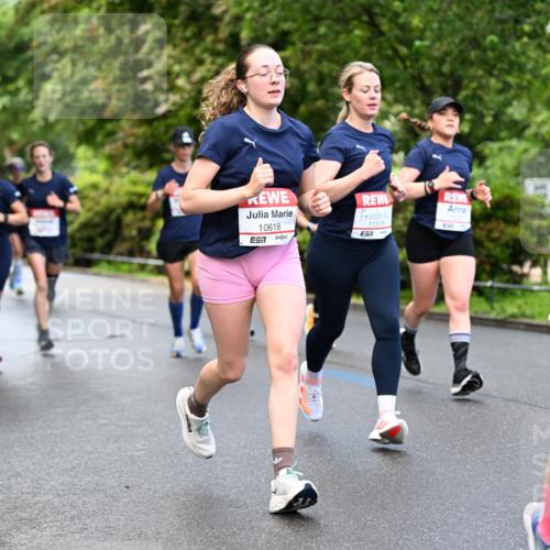 14.06.2026 - REWE Women's Run Dr. Thomas Lammeyer http://msf.ph/oto/9752954 14.06.2026 09:15:55 Laufen 10618, 7, 11519, 7, 1003, 7 meine-sportfotos.de