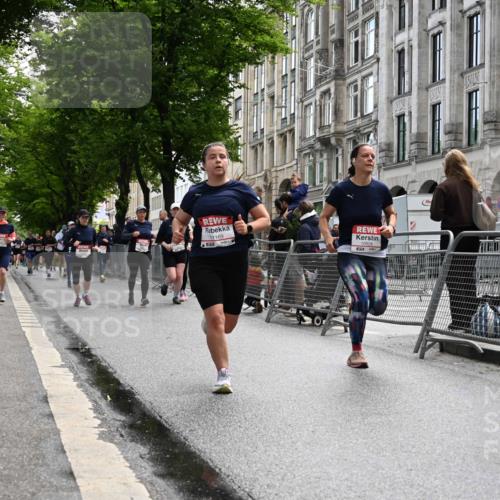 14.06.2026 - REWE Women's Run J. Mangold http://msf.ph/oto/9752965 14.06.2026 10:09:20 Ziel 10139, 10208, 10417, 10641, 10725, 10889, 10928, 10977, 11083, 11169, 11374, 11431 meine-sportfotos.de