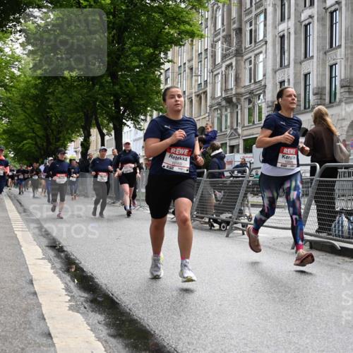14.06.2026 - REWE Women's Run J. Mangold http://msf.ph/oto/9752966 14.06.2026 10:09:20 Ziel 10139, 10208, 10417, 10641, 10725, 10889, 10928, 10977, 11083, 11169, 11374, 11431 meine-sportfotos.de