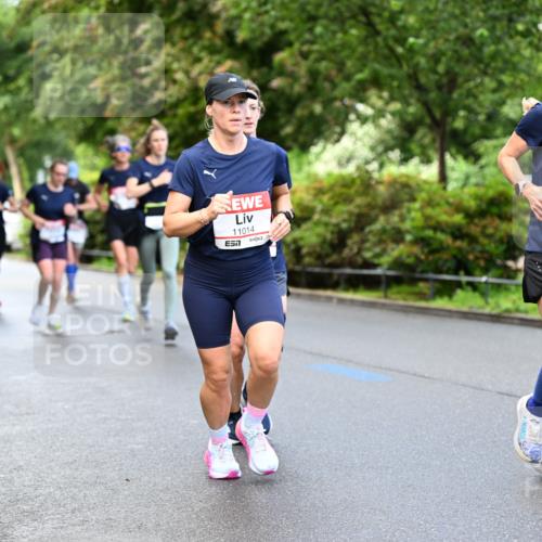14.06.2026 - REWE Women's Run Dr. Thomas Lammeyer http://msf.ph/oto/9752981 14.06.2026 09:15:57 Laufen 11014, 7, 11245, 7 meine-sportfotos.de
