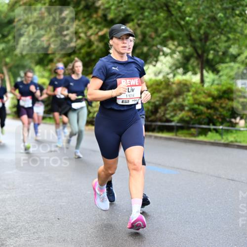 14.06.2026 - REWE Women's Run Dr. Thomas Lammeyer http://msf.ph/oto/9752983 14.06.2026 09:15:57 Laufen 11014, 11245 meine-sportfotos.de