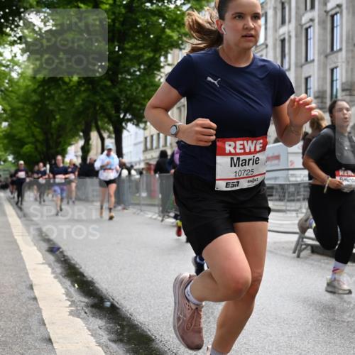 14.06.2026 - REWE Women's Run J. Mangold http://msf.ph/oto/9753014 14.06.2026 10:09:27 Ziel 10208, 10379, 10417, 10641, 10725, 10862, 10889, 11083, 11177, 11202, 11374 meine-sportfotos.de
