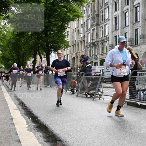 14.06.2026 - REWE Women's Run J. Mangold http://msf.ph/oto/9753042 14.06.2026 10:09:31 Ziel 10359, 10379, 10678, 10862, 11177, 11202 meine-sportfotos.de