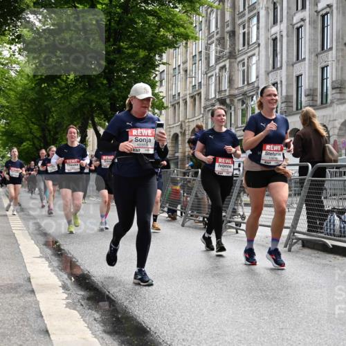 14.06.2026 - REWE Women's Run J. Mangold http://msf.ph/oto/9753066 14.06.2026 10:09:35 Ziel 10078, 10257, 10359, 10379, 10621, 10627, 10678, 10886, 11202, 11213, 11405 meine-sportfotos.de