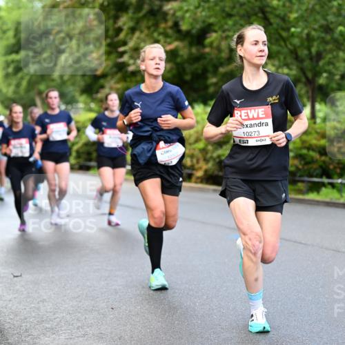 14.06.2026 - REWE Women's Run Dr. Thomas Lammeyer http://msf.ph/oto/9753115 14.06.2026 09:16:06 Laufen 10322, 10273, 7 meine-sportfotos.de