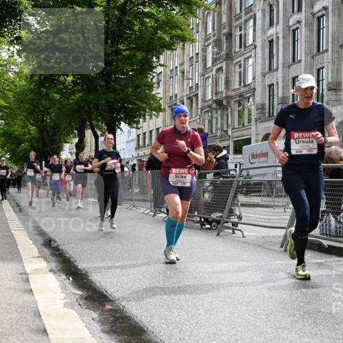 14.06.2026 - REWE Women's Run J. Mangold http://msf.ph/oto/9753121 14.06.2026 10:09:42 Ziel 10078, 10079, 10257, 10313, 10621, 10627, 10886, 10944, 11213, 11405, 11504 meine-sportfotos.de