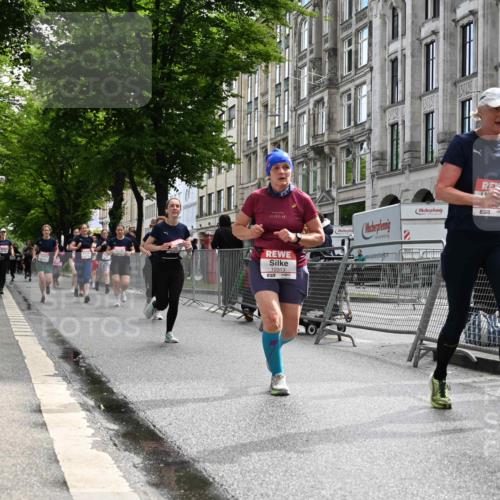 14.06.2026 - REWE Women's Run J. Mangold http://msf.ph/oto/9753125 14.06.2026 10:09:43 Ziel 10078, 10079, 10313, 10469, 10585, 10621, 10627, 10944, 11147, 11213, 11504 meine-sportfotos.de