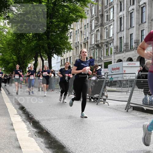 14.06.2026 - REWE Women's Run J. Mangold http://msf.ph/oto/9753131 14.06.2026 10:09:44 Ziel 10078, 10079, 10313, 10469, 10585, 10621, 10627, 10944, 10950, 10951, 11147, 11213, 11277, 11504 meine-sportfotos.de