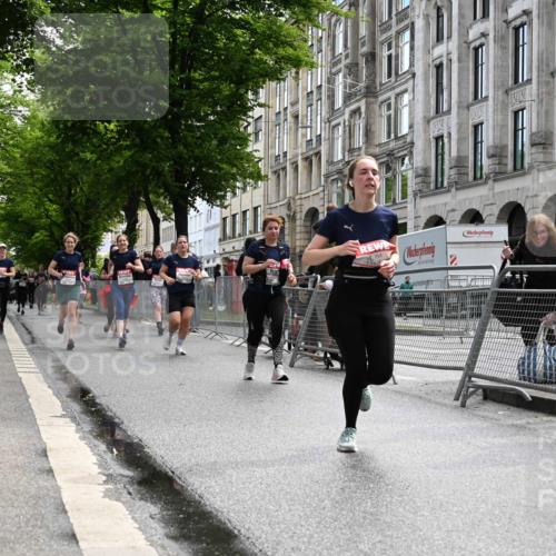 14.06.2026 - REWE Women's Run J. Mangold http://msf.ph/oto/9753136 14.06.2026 10:09:44 Ziel 10078, 10079, 10313, 10469, 10585, 10621, 10627, 10944, 10950, 10951, 11147, 11213, 11277, 11504 meine-sportfotos.de