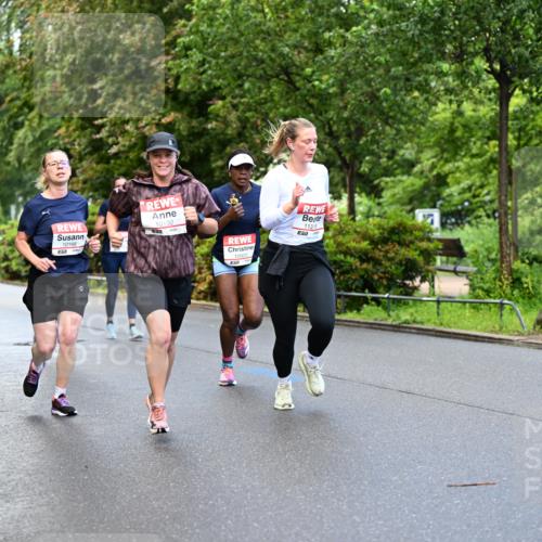 14.06.2026 - REWE Women's Run Dr. Thomas Lammeyer http://msf.ph/oto/9753195 14.06.2026 09:16:12 Laufen 10168, 10192, 10925, 11218, 57 meine-sportfotos.de