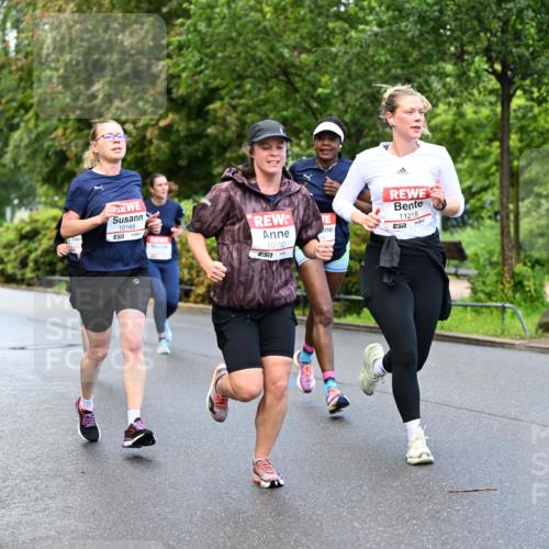 14.06.2026 - REWE Women's Run Dr. Thomas Lammeyer http://msf.ph/oto/9753204 14.06.2026 09:16:13 Laufen 10168, 57, 10192, 11218 meine-sportfotos.de