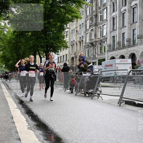 14.06.2026 - REWE Women's Run J. Mangold http://msf.ph/oto/9753208 14.06.2026 10:09:56 Ziel 10412, 10413, 10665, 10917, 11152, 11239, 11453, 11474, 11498 meine-sportfotos.de