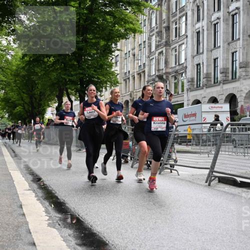 14.06.2026 - REWE Women's Run J. Mangold http://msf.ph/oto/9753235 14.06.2026 10:10:00 Ziel 10412, 10413, 10665, 10702, 10703, 10890, 10917, 11239, 11453, 11474, 11487, 11498 meine-sportfotos.de