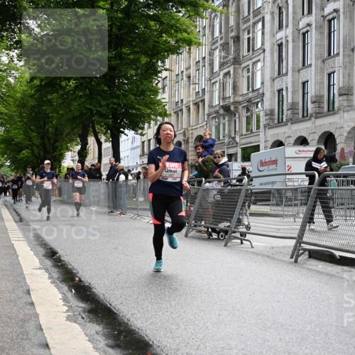 14.06.2026 - REWE Women's Run J. Mangold http://msf.ph/oto/9753265 14.06.2026 10:10:04 Ziel 10293, 10412, 10413, 10702, 10703, 10890, 11453, 11487 meine-sportfotos.de