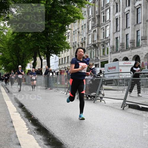 14.06.2026 - REWE Women's Run J. Mangold http://msf.ph/oto/9753268 14.06.2026 10:10:05 Ziel 10293, 10412, 10413, 10702, 10703, 10890, 11453, 11487 meine-sportfotos.de