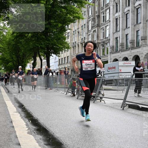 14.06.2026 - REWE Women's Run J. Mangold http://msf.ph/oto/9753270 14.06.2026 10:10:05 Ziel 10293, 10412, 10413, 10702, 10703, 10890, 11453, 11487 meine-sportfotos.de