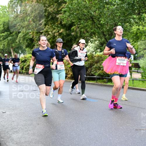 14.06.2026 - REWE Women's Run Dr. Thomas Lammeyer http://msf.ph/oto/9753316 14.06.2026 09:16:25 Laufen 1, 57, 5, 10103 meine-sportfotos.de