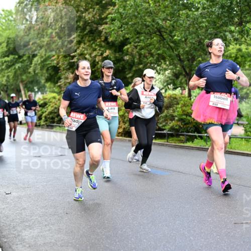 14.06.2026 - REWE Women's Run Dr. Thomas Lammeyer http://msf.ph/oto/9753318 14.06.2026 09:16:25 Laufen 7, 142, 10103 meine-sportfotos.de