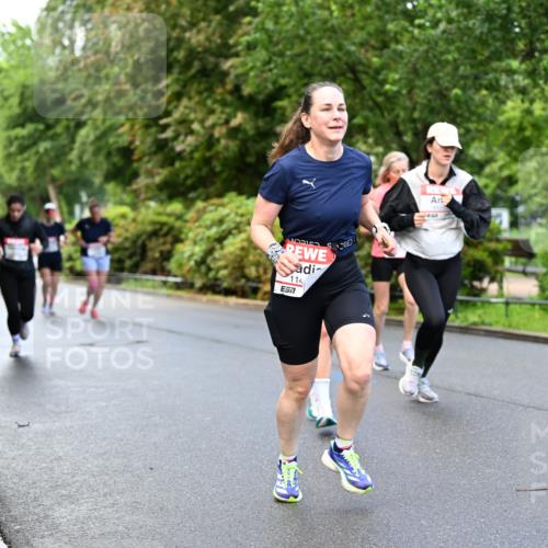 14.06.2026 - REWE Women's Run Dr. Thomas Lammeyer http://msf.ph/oto/9753327 14.06.2026 09:16:26 Laufen 114, 7, 1120, 1430 meine-sportfotos.de