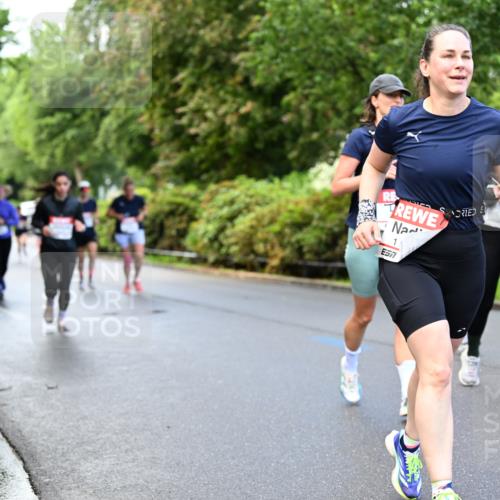 14.06.2026 - REWE Women's Run Dr. Thomas Lammeyer http://msf.ph/oto/9753335 14.06.2026 09:16:26 Laufen 1, 7 meine-sportfotos.de