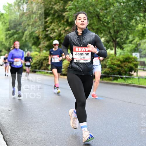 14.06.2026 - REWE Women's Run Dr. Thomas Lammeyer http://msf.ph/oto/9753383 14.06.2026 09:16:29 Laufen 10235, 7 meine-sportfotos.de