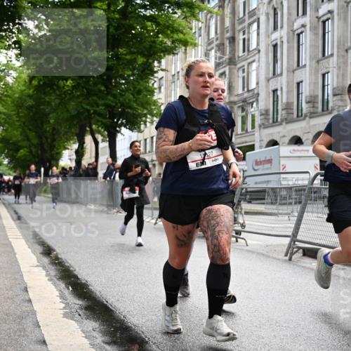 14.06.2026 - REWE Women's Run J. Mangold http://msf.ph/oto/9753392 14.06.2026 10:10:23 Ziel 10238, 10425, 10439, 10464, 10557, 10575, 11271, 11435, 11527 meine-sportfotos.de