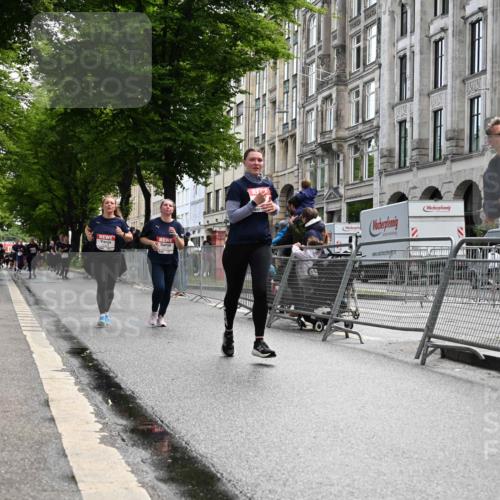 14.06.2026 - REWE Women's Run J. Mangold http://msf.ph/oto/9753439 14.06.2026 10:10:33 Ziel 10426, 10460, 10503, 10591, 11170 meine-sportfotos.de