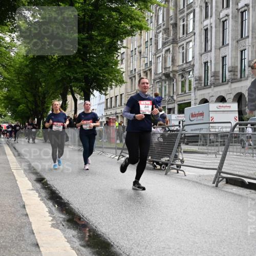 14.06.2026 - REWE Women's Run J. Mangold http://msf.ph/oto/9753441 14.06.2026 10:10:33 Ziel 10426, 10460, 10503, 10591, 11170 meine-sportfotos.de
