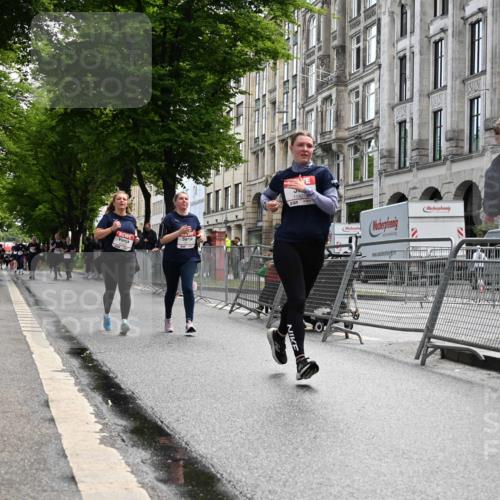 14.06.2026 - REWE Women's Run J. Mangold http://msf.ph/oto/9753443 14.06.2026 10:10:33 Ziel 10426, 10460, 10503, 10591, 11170 meine-sportfotos.de