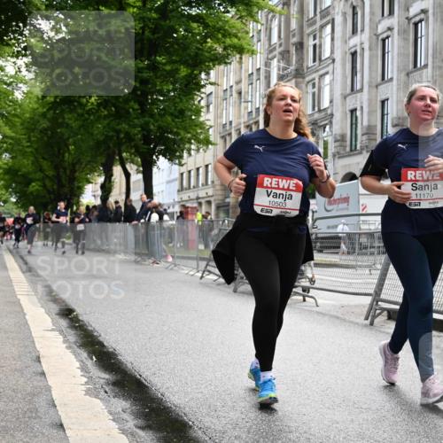 14.06.2026 - REWE Women's Run J. Mangold http://msf.ph/oto/9753476 14.06.2026 10:10:36 Ziel 10426, 10503, 11170 meine-sportfotos.de