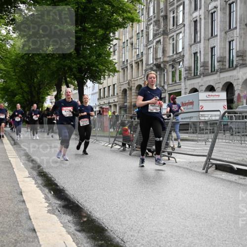 14.06.2026 - REWE Women's Run J. Mangold http://msf.ph/oto/9753485 14.06.2026 10:10:44 Ziel 10140, 10499, 10514 meine-sportfotos.de