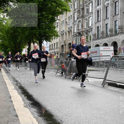 14.06.2026 - REWE Women's Run J. Mangold http://msf.ph/oto/9753488 14.06.2026 10:10:44 Ziel 10140, 10499, 10514 meine-sportfotos.de